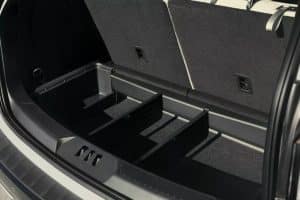 2025-Ford-Explorer-Platinum-14-2048×1366