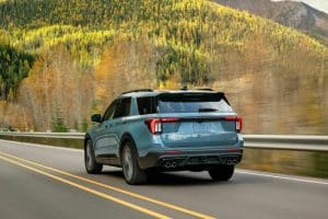 2025-Ford-Explorer-ST-12-2048×1068