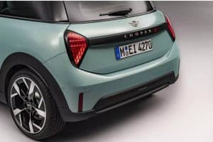 2025-MINI-ICE-Cooper-17-2048×1366