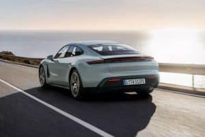 2025-Porsche-Taycan-1-1-2048×1366