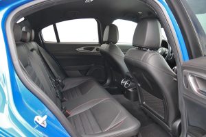 Alfa-Romeo-Giulia-2.0-Q4-(16)