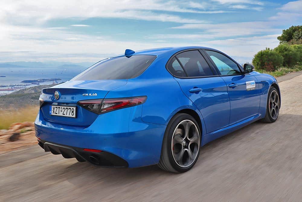https://autogreeknews.gr/wp-content/uploads/2024/02/Alfa-Romeo-Giulia-2.0-Q4-2.jpg