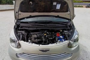 Aston-Martin-Cygnet-used-(6)