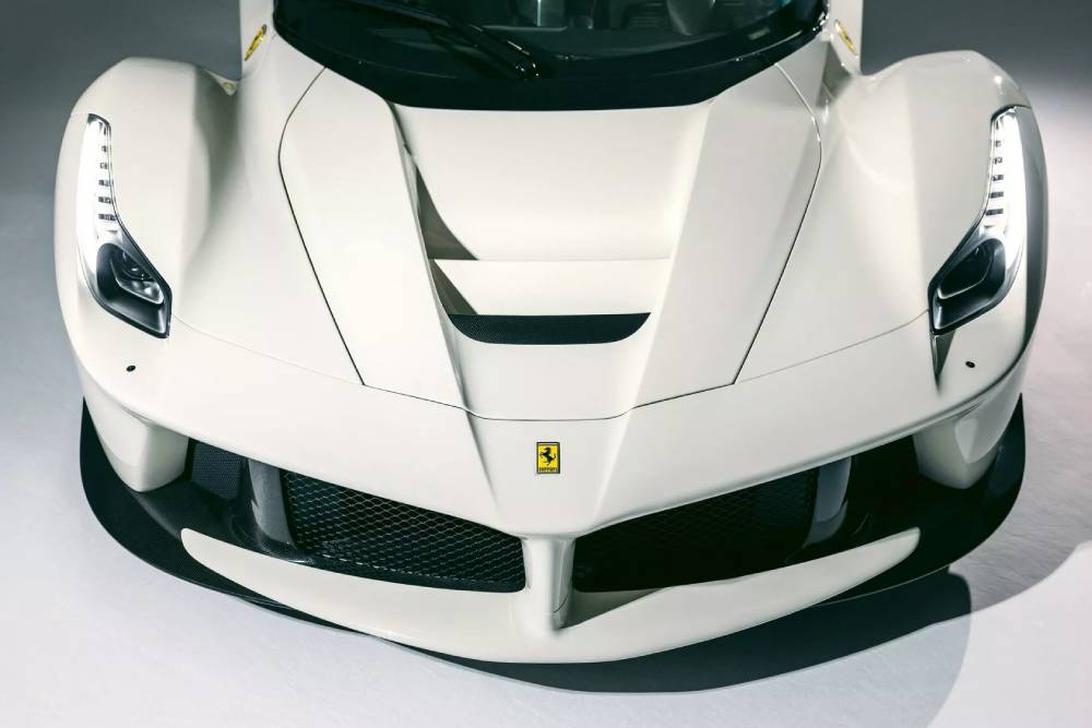 https://autogreeknews.gr/wp-content/uploads/2024/02/Ferrari-LaFerrari-14.jpg