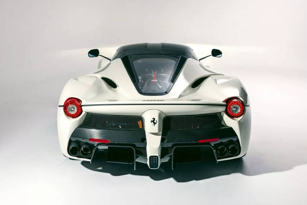 https://autogreeknews.gr/wp-content/uploads/2024/02/Ferrari-LaFerrari-6.jpg