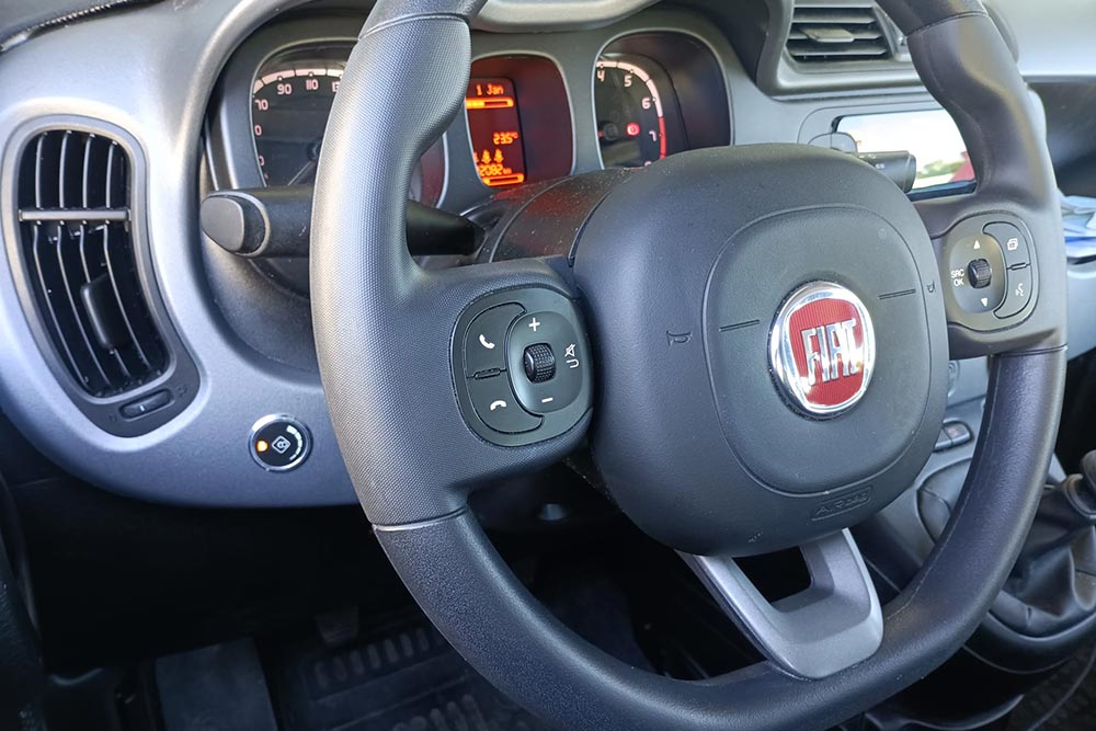 https://autogreeknews.gr/wp-content/uploads/2024/02/Fiat-Panda-Hybrid-LPG-5.jpg