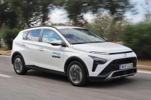 Hyundai-Bayon-kinisi