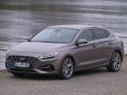Hyundai_i30_fastback_017_1_