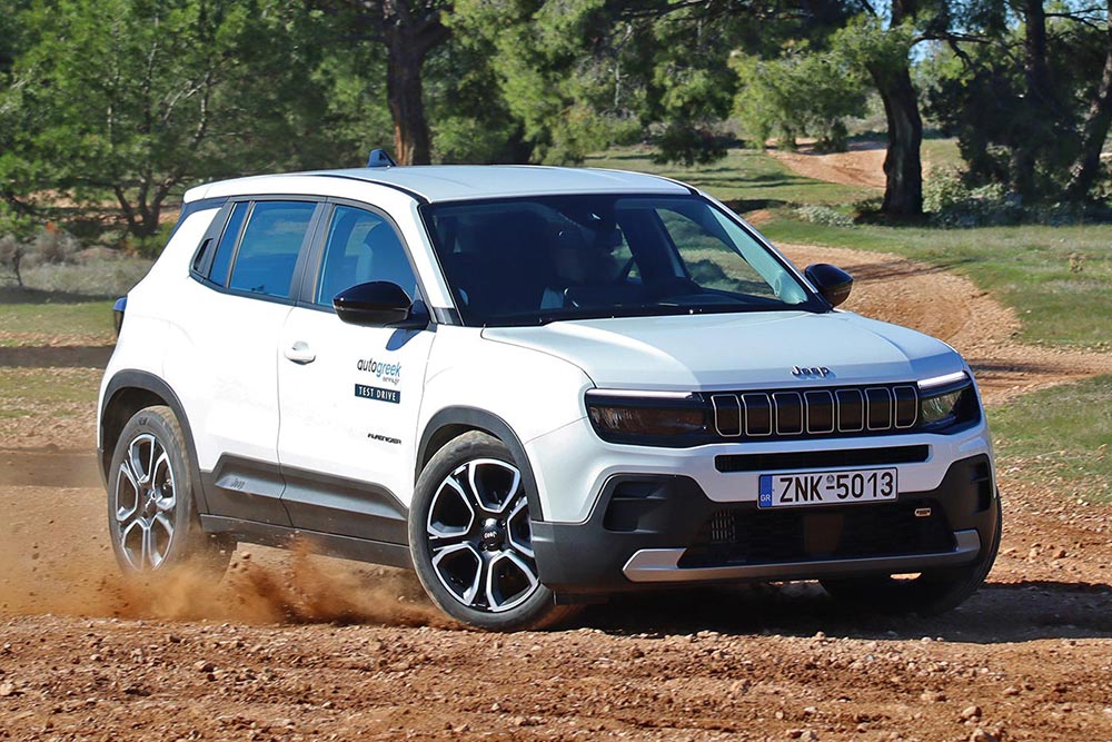 https://autogreeknews.gr/wp-content/uploads/2024/02/Jeep-Avenger-1.2T-100-HP-1.jpg