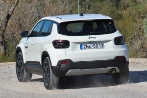 Jeep-Avenger-1.2T-100-HP-(29)