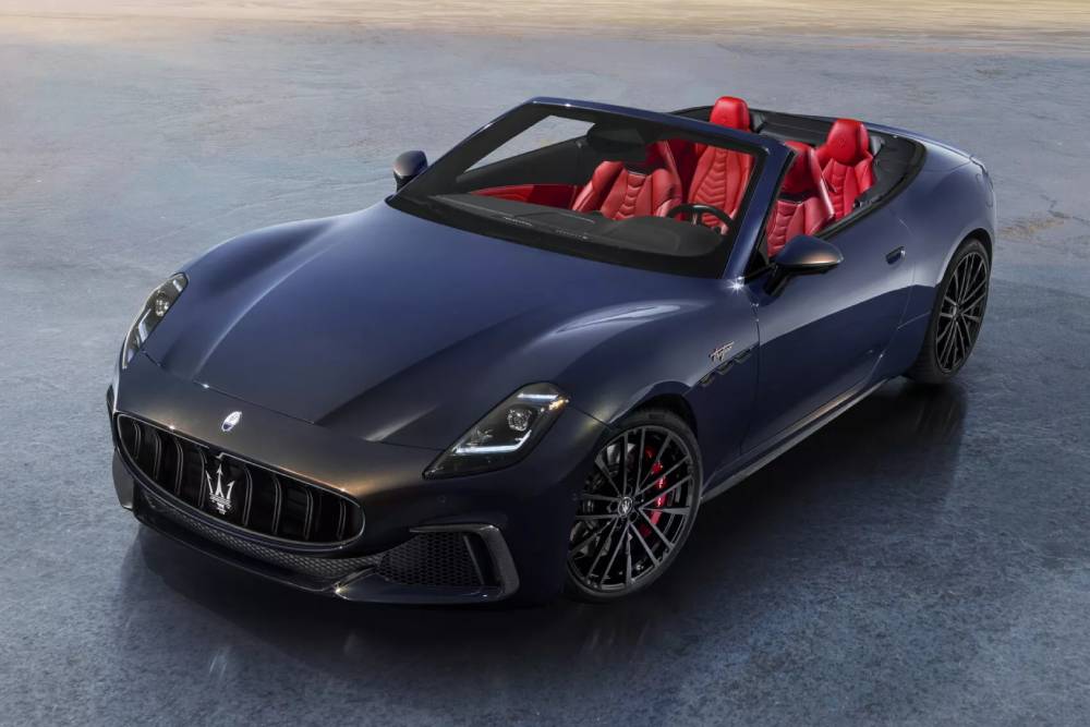 https://autogreeknews.gr/wp-content/uploads/2024/02/Maserati_GranCabrio_Trofeo-3-2048x1254-1.jpg