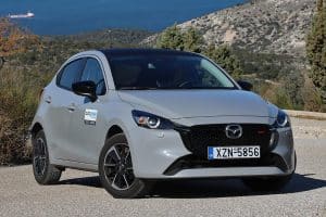 Mazda2-1.5-90-hp-2023-(30)