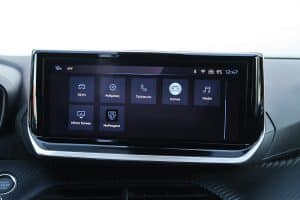 Peugeot 2008 1.5 BlueHDi 2024 (23)