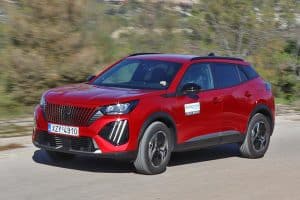 Peugeot 2008 1.5 BlueHDi 2024 (6)