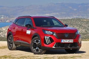 Peugeot 2008 1.5 BlueHDi 2024 (8)