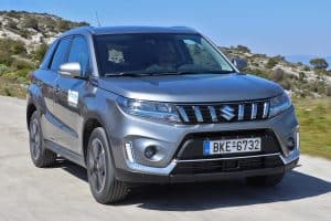 Suzuki-Vitara-kinisi
