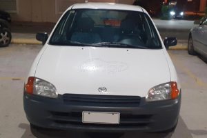 Toyota-Starlet-1998-(2)