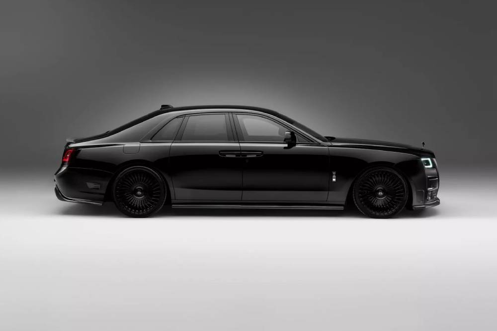 https://autogreeknews.gr/wp-content/uploads/2024/02/Urban-Automotive-Rolls-Royce-Ghost-17.jpg
