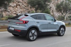 Volvo-C40-Extended-Range-252hp-(3)