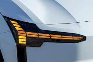 Volvo_EX30_LED_Front