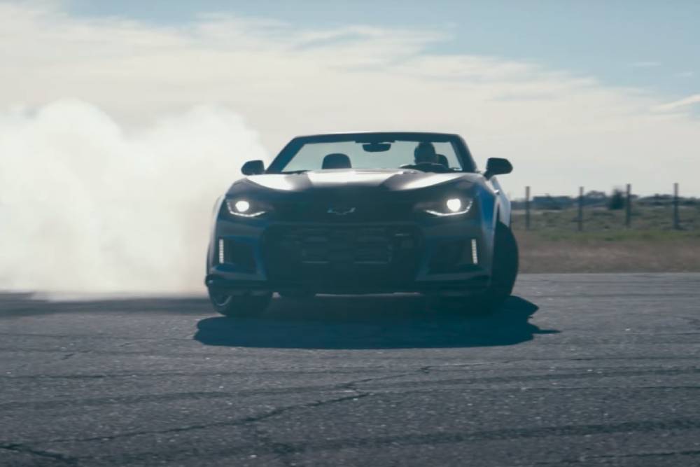 https://autogreeknews.gr/wp-content/uploads/2024/02/camaro-excorcist-burnout.jpg