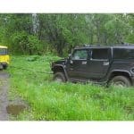 hummer-h2-vs-uaz-469-is-off-road-cold-war-badass-s (1)