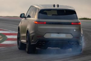 range rover sv drift 02