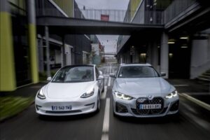 tesla model 3 vs bmw i4