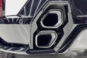 the-bmw-xm-looks-like-a-predator-with-the-renegade (6)