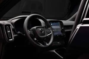 volvo-40-series-black-edition