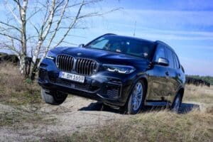 2024-BMW-Security-Vehicle-Training-School-X5-6-204