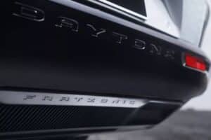 2025-Dodge-Charger-00027-1-2048×1366