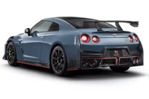 2025-Nissan-GT-R-Nismo-2-2048×974