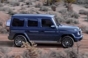 2025-mercedes-benz-g550 (15)