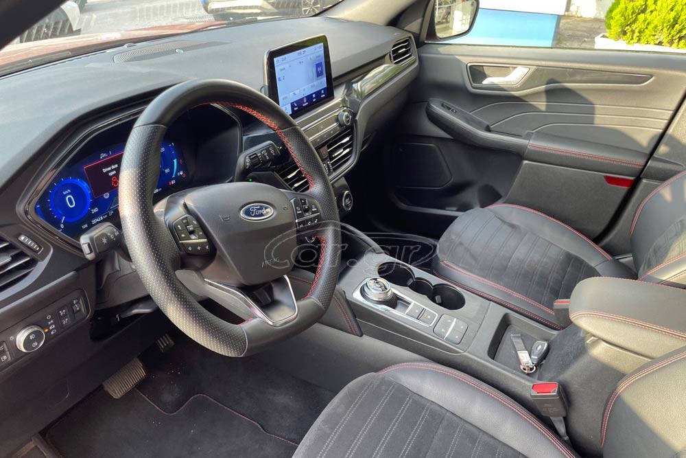 https://autogreeknews.gr/wp-content/uploads/2024/03/Ford-Kuga-PHEV-CarCenter-4.jpg