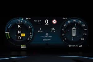 Ford-Tourneo-Connect-PHEV-(7)