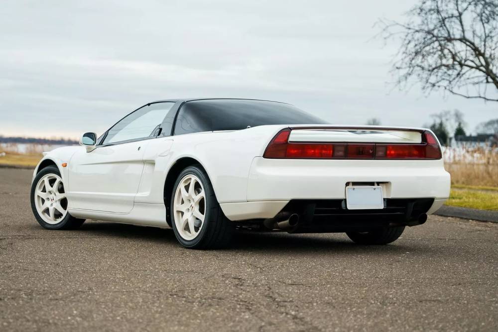 https://autogreeknews.gr/wp-content/uploads/2024/03/Honda-NSX-2.jpg