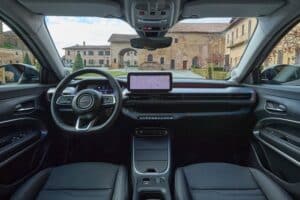 Jeep-Avenger-e-hybrid-(4)