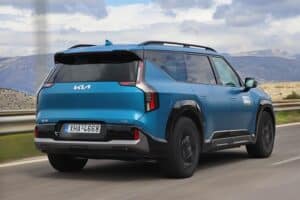 Kia-EV9-GT-Line-384-PS-(25)