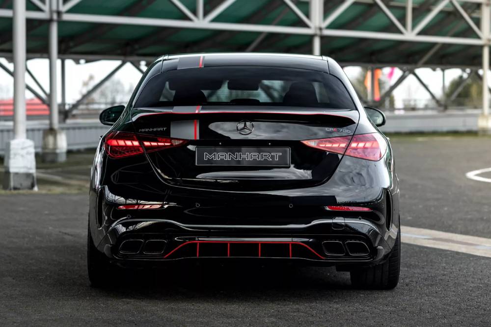 https://autogreeknews.gr/wp-content/uploads/2024/03/MANHART_CRE700_Mercedes-AMG-C63-S-E-Performance-5-.jpg