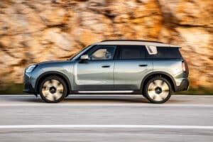 MINI-Countryman-2024-(2)