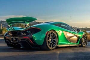 McLaren-P1-22-CarsBids-2048×1365