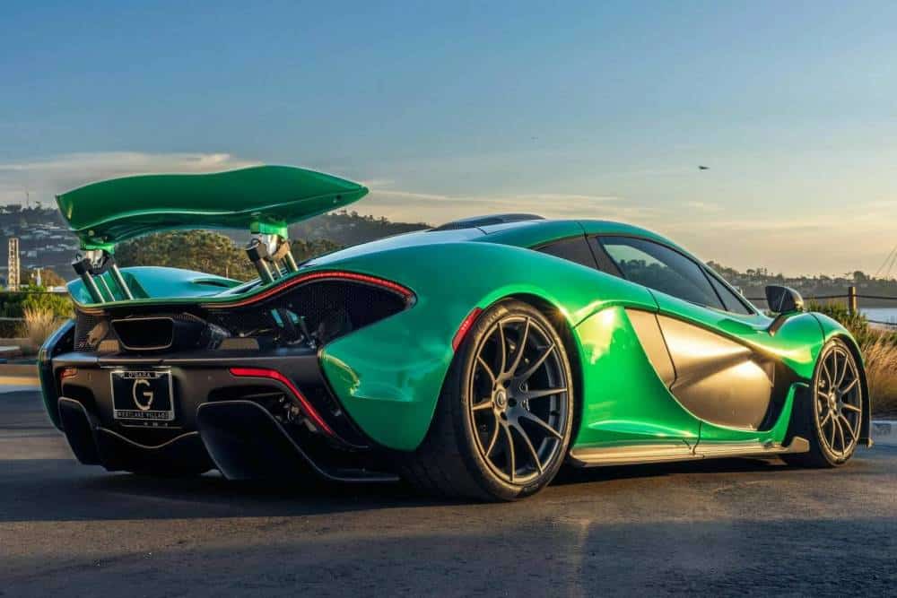 https://autogreeknews.gr/wp-content/uploads/2024/03/McLaren-P1-22-CarsBids-2048x1365-1.jpg