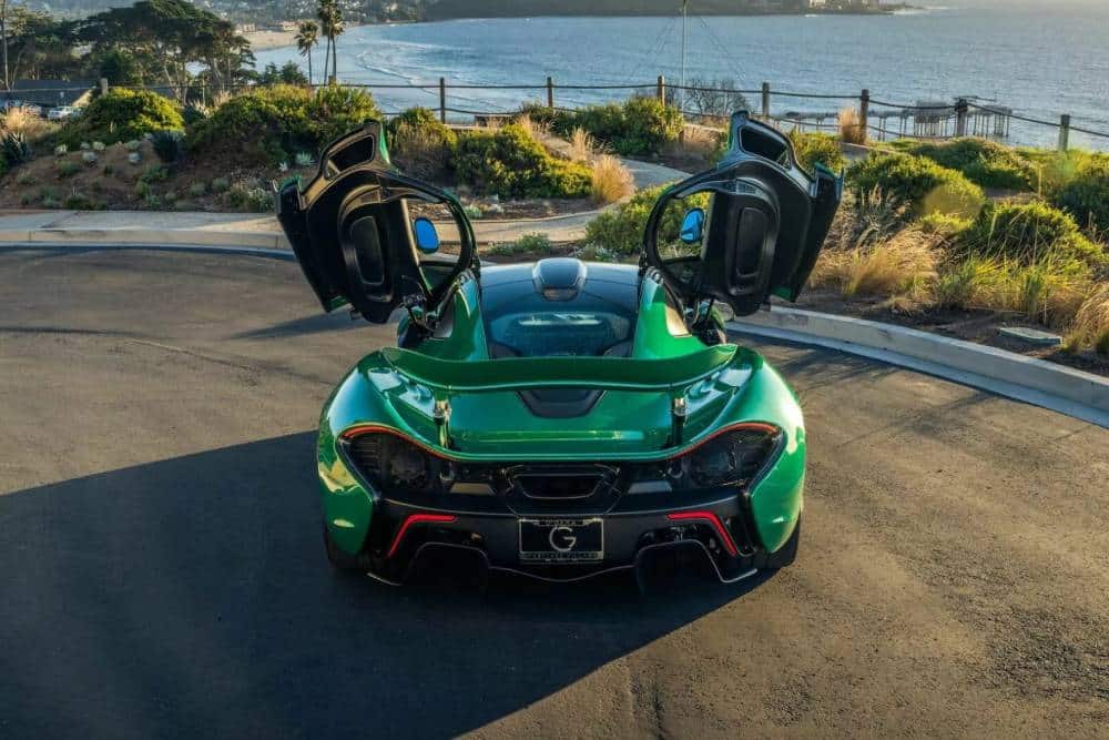 https://autogreeknews.gr/wp-content/uploads/2024/03/McLaren-P1-27-CarsBids-2048x1366-1.jpg
