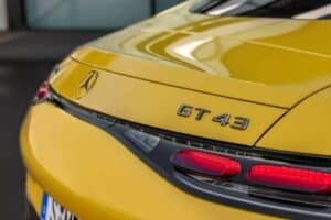 Mercedes-AMG-GT-43-Coupe-17-2048×1366