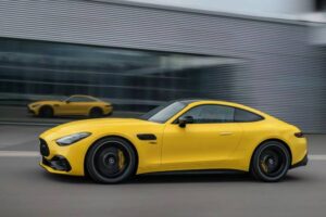 Mercedes-AMG-GT-43-Coupe-9-2048×1367