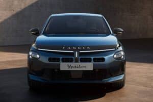 NewLANCIAYPSILONEDIZIONELIMITATACASSINAMHEV (1)