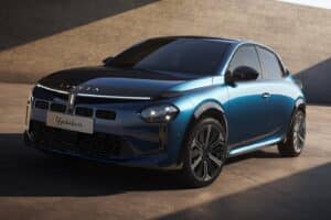 NewLANCIAYPSILONEDIZIONELIMITATACASSINAMHEV (2)