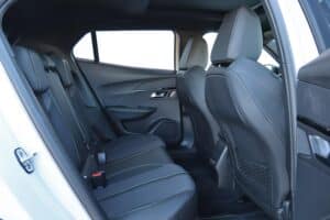 Peugeot-2008-1.2-130-AT8-GT-(11)