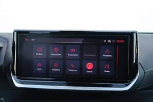 Peugeot-2008-1.2-130-AT8-GT-(25)